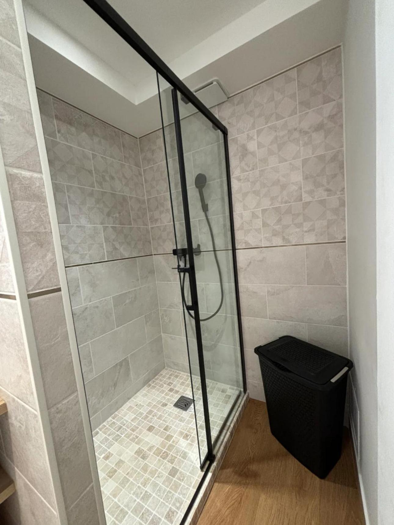 Location D'Un Superbe Appartement Avec Piscine روكبرون-سور-أرجينس المظهر الخارجي الصورة